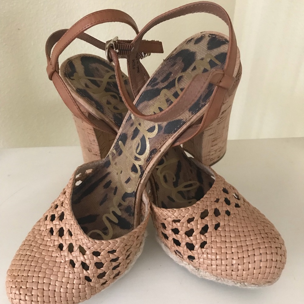 Mary Jane style Weaved and Corked heel!